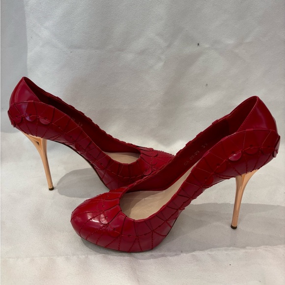 Christian Dior Pumps - Picture 1 of 8